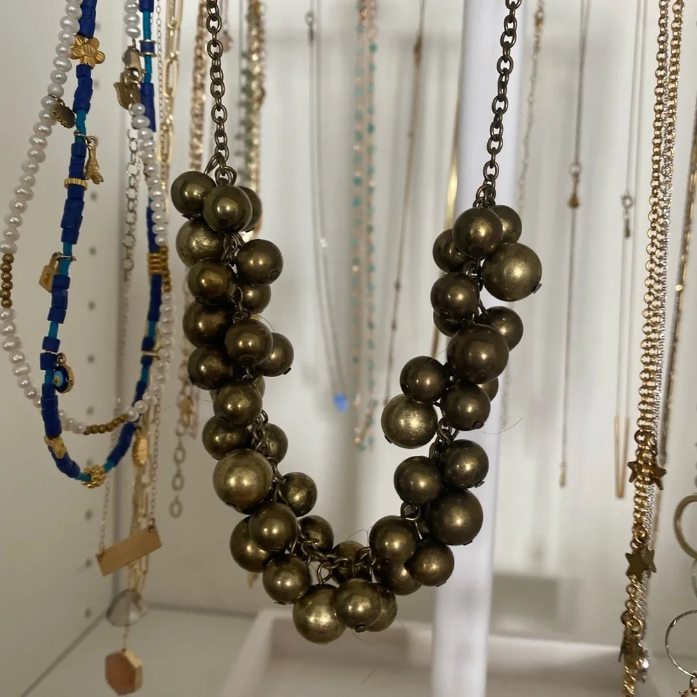 Gold Necklace - Picture 6 of 7